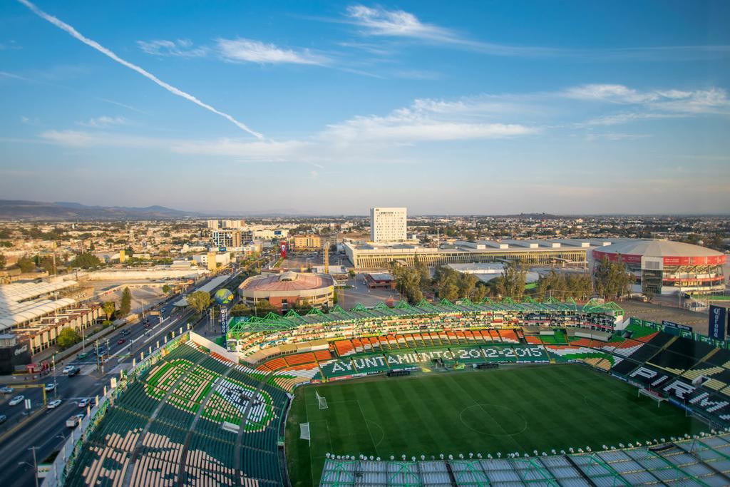 ホテル スタジアム レオン エクステリア 写真 Aerial view of the stadium