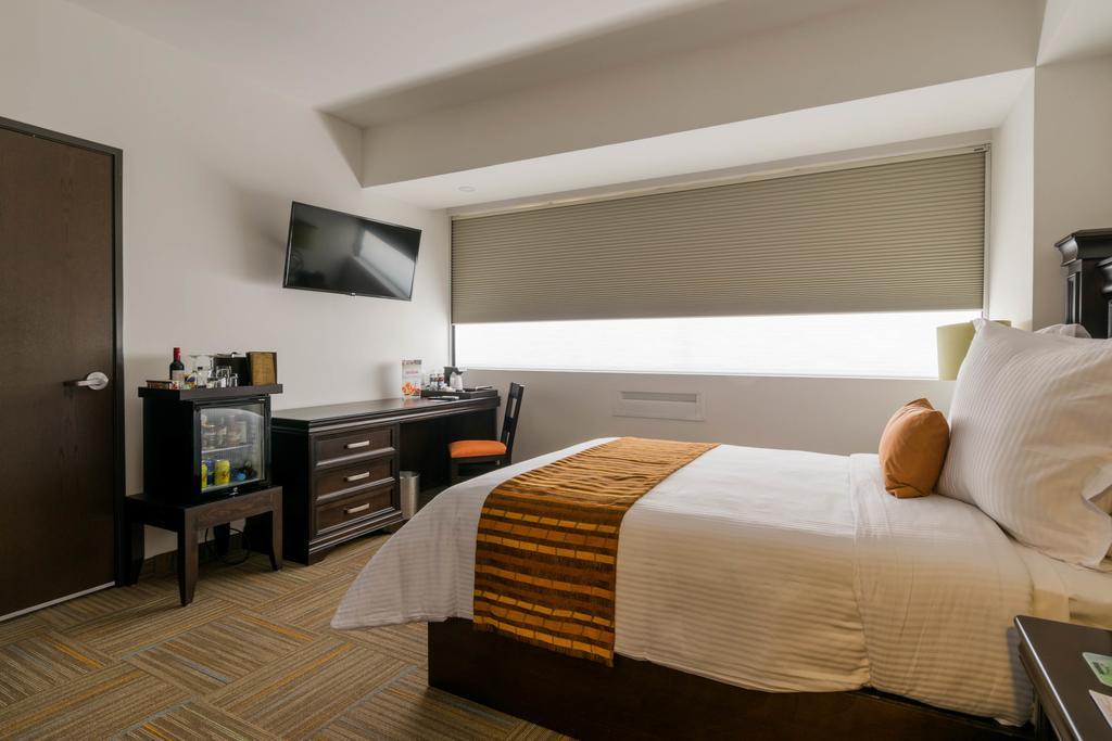 ホテル スタジアム レオン エクステリア 写真 A room at the hotel